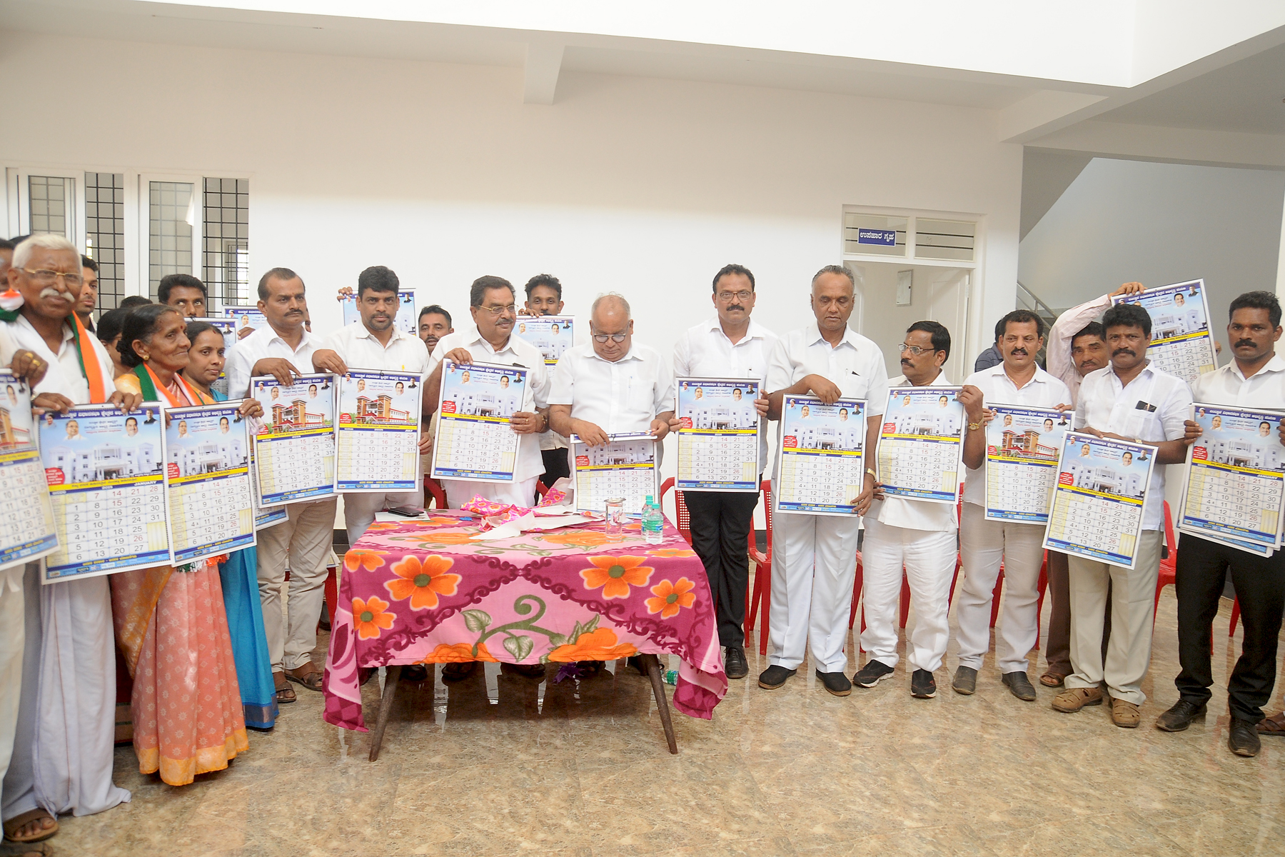 ಬಂಟ್ವಾಳ: ಅಭಿವೃದ್ಧಿ ಬಿಂಬಿಸುವ ಕ್ಯಾಲೆಂಡರ್ ಬಿಡುಗಡೆಗೊಳಿಸಿದ ಸಚಿವ ರೈ